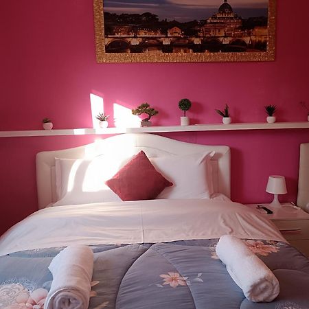 Locazione Turistica 2 Bed & Breakfast Tessera Bagian luar foto