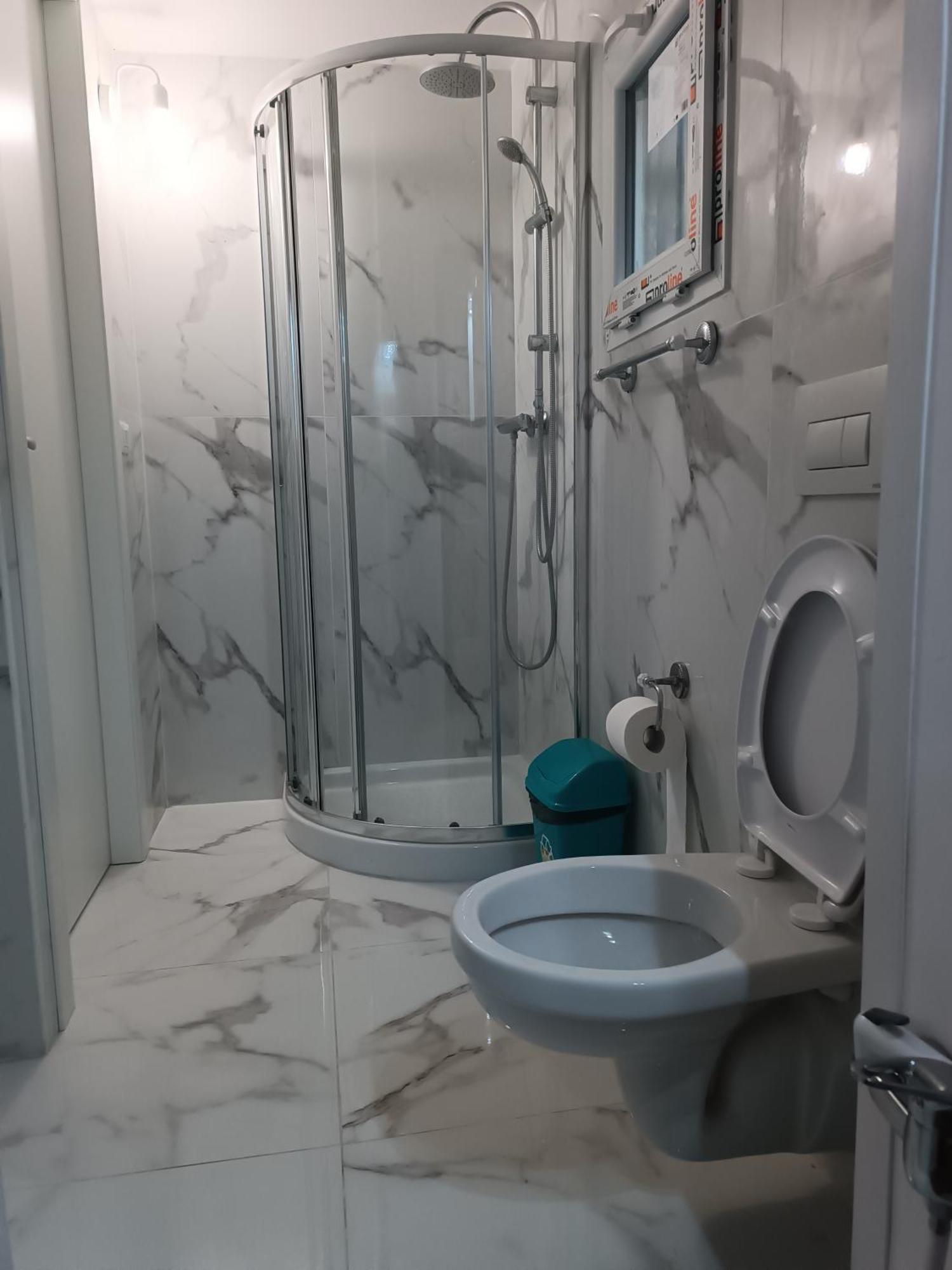 Locazione Turistica 2 Bed & Breakfast Tessera Bagian luar foto