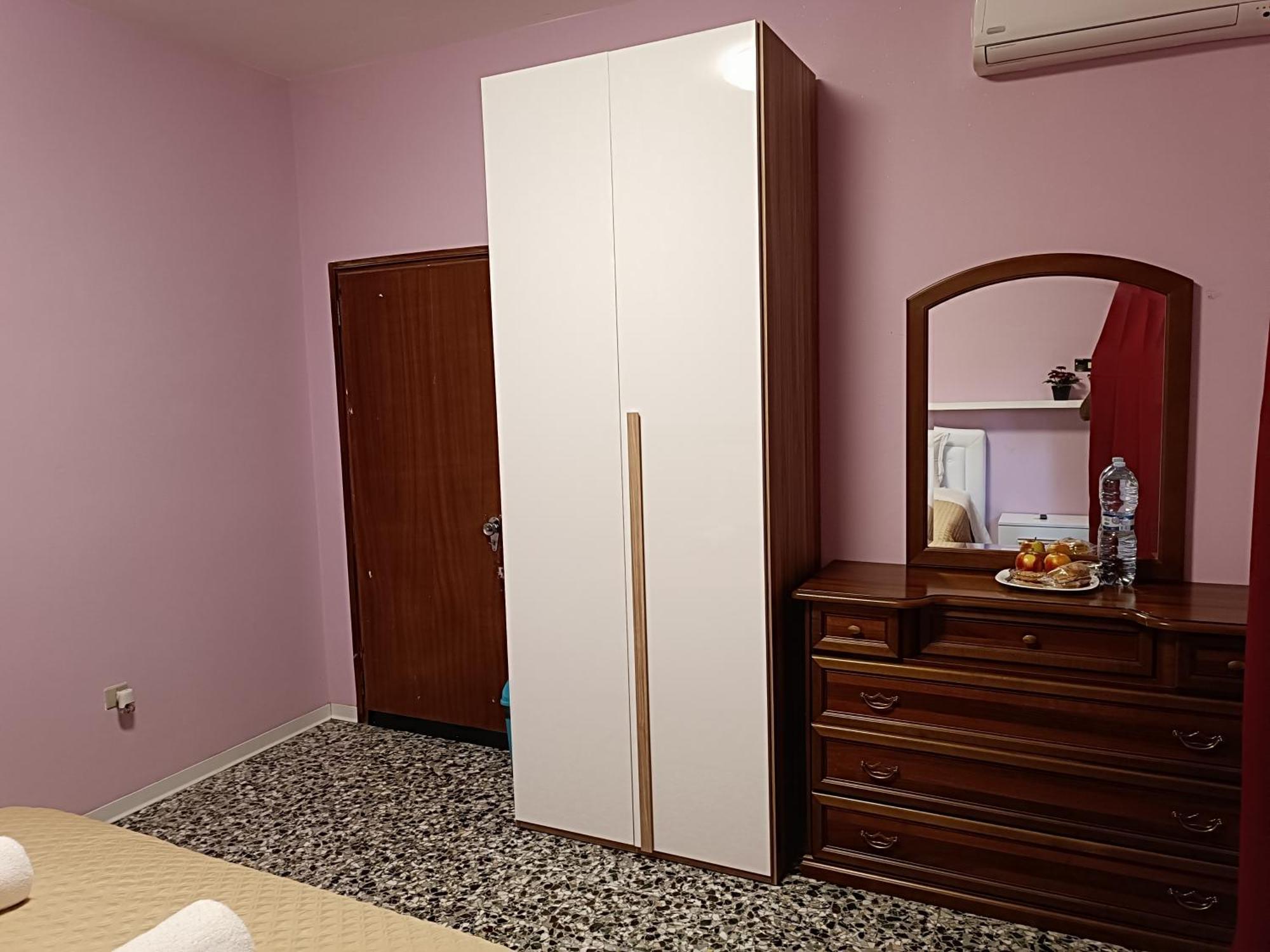 Locazione Turistica 2 Bed & Breakfast Tessera Bagian luar foto